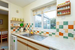 Kitchen- click for photo gallery